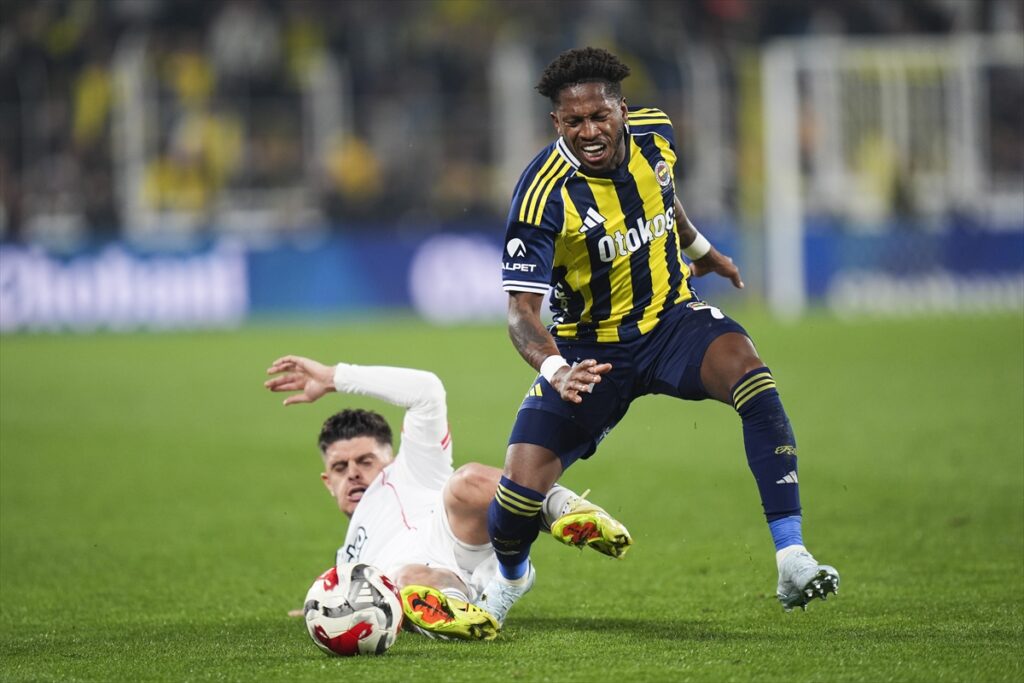 AA-20260405-41025166-41025157-FENERBAHCE_BESIKTAS