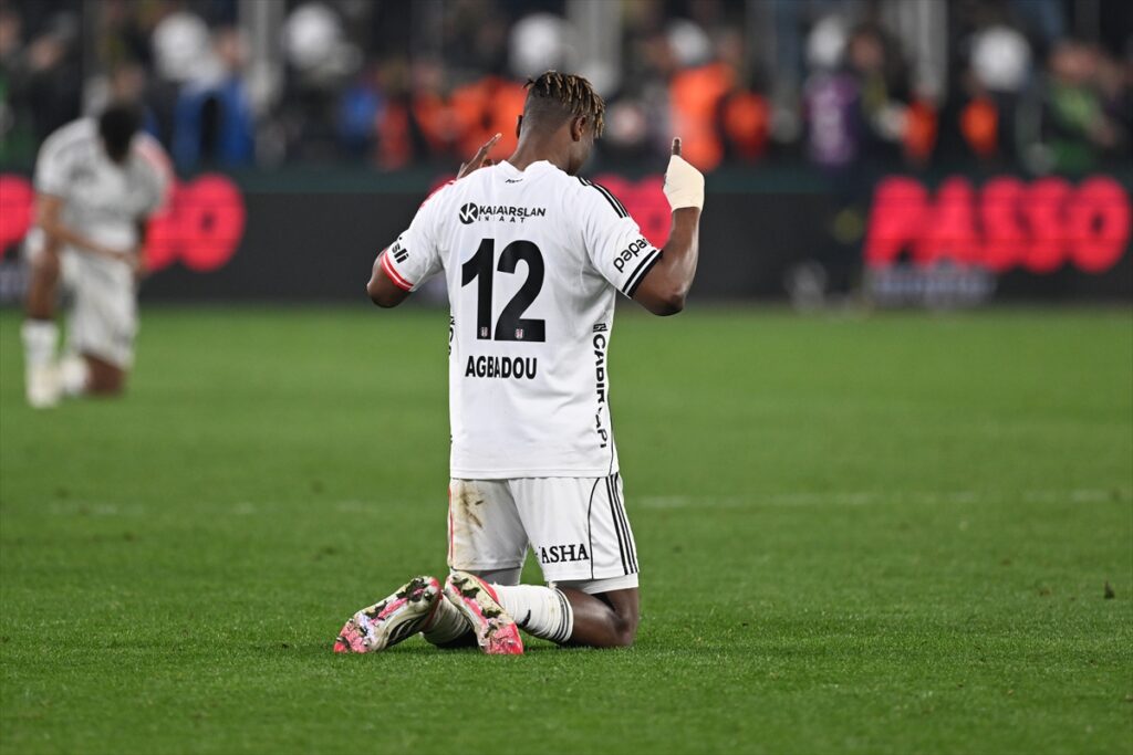 AA-20260405-41025418-41025402-FENERBAHCE_BESIKTAS