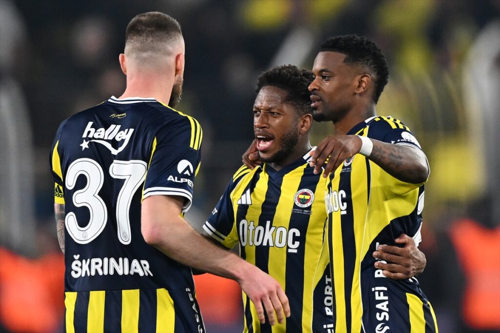 AA-20260405-41025418-41025404-FENERBAHCE_BESIKTAS