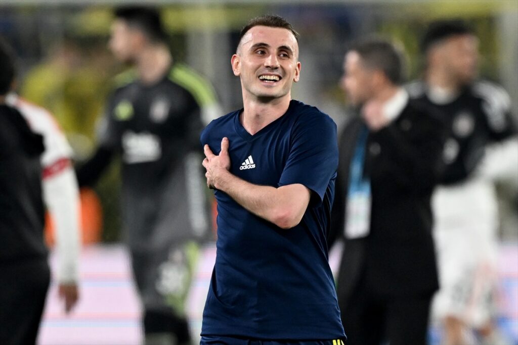 AA-20260405-41025418-41025413-FENERBAHCE_BESIKTAS
