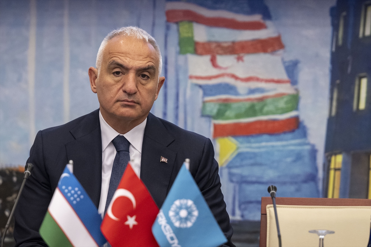 Bakan Ersoy, “Andican-2026 Türk Dünyası Kültür Başkenti Tanıtım Töreni”nde konuştu
