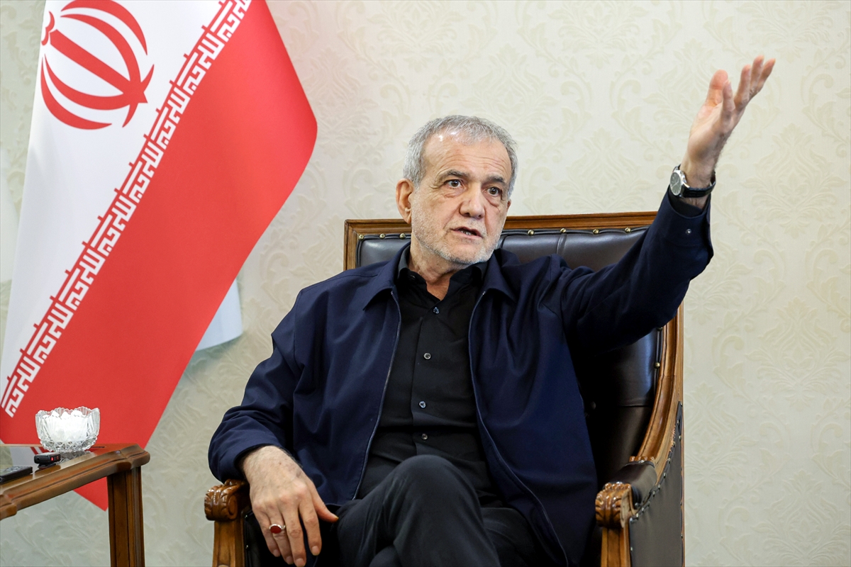 İran Cumhurbaşkanı Pezeşkiyan: “Savaş peşinde değiliz, haklarımızı talep ediyoruz”