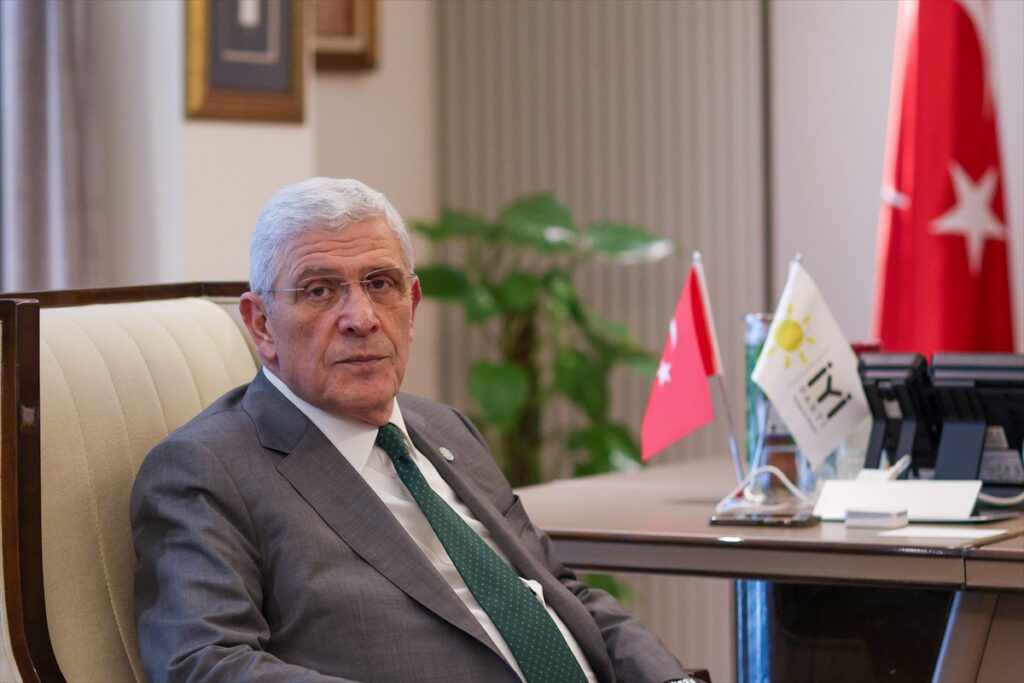 CHP Genel Başkanı Özel, İYİ Parti Genel Başkanı Dervişoğlu’nu ziyaret etti: