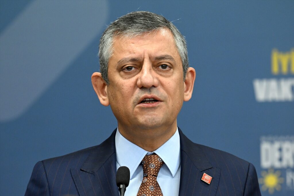 CHP Genel Başkanı Özel, İYİ Parti Genel Başkanı Dervişoğlu’nu ziyaret etti: