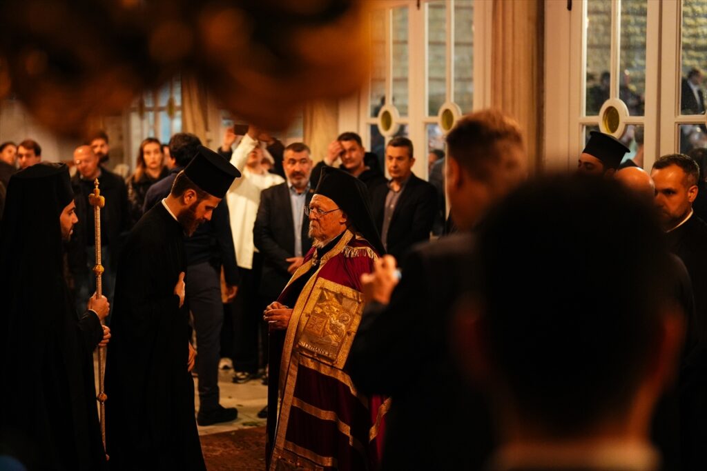 Fener Rum Patrikhanesi’nde Paskalya ayini yapıldı