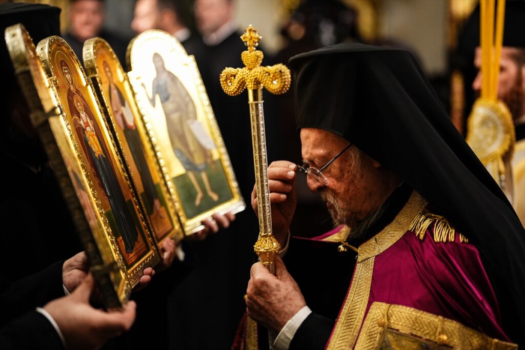 Fener Rum Patrikhanesi’nde Paskalya ayini yapıldı