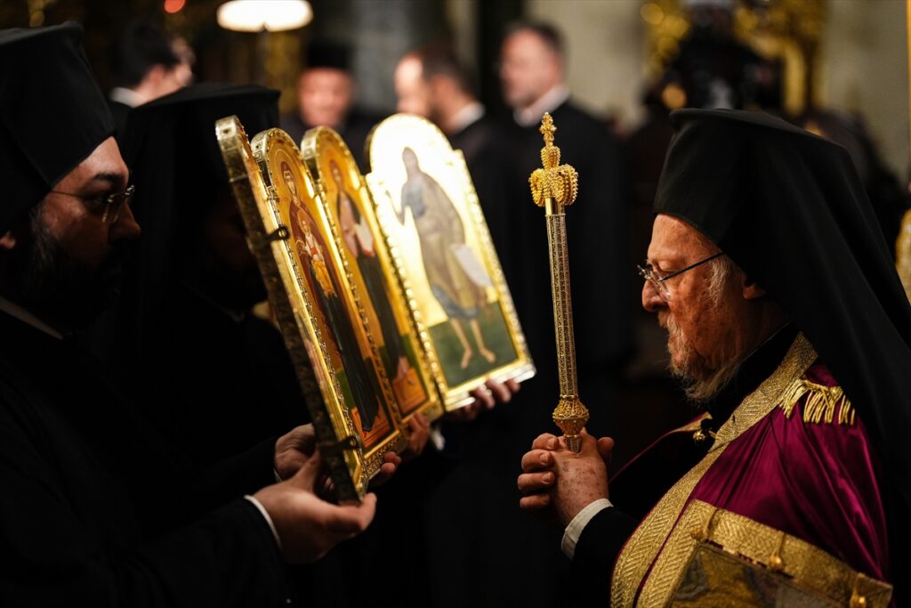 Fener Rum Patrikhanesi’nde Paskalya ayini yapıldı