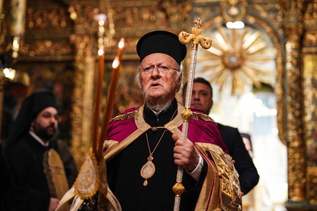 Fener Rum Patrikhanesi’nde Paskalya ayini yapıldı