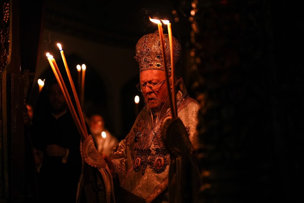 Fener Rum Patrikhanesi’nde Paskalya ayini yapıldı