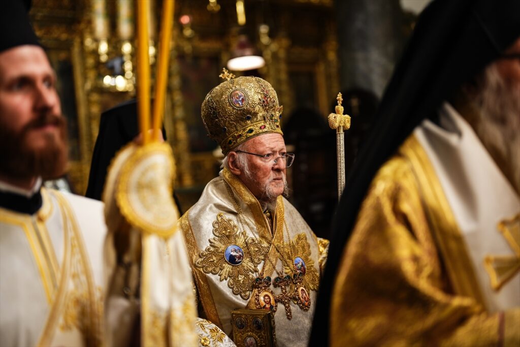 Fener Rum Patrikhanesi’nde Paskalya ayini yapıldı