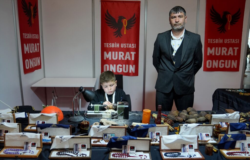 İstanbul Tesbih ve Doğal Taş Fuarı’nda özel tasarım ürünler sergilendi
