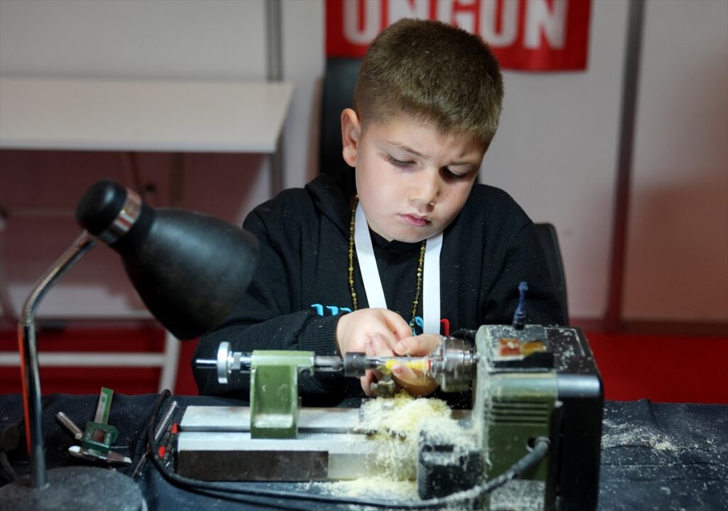 İstanbul Tesbih ve Doğal Taş Fuarı’nda özel tasarım ürünler sergilendi