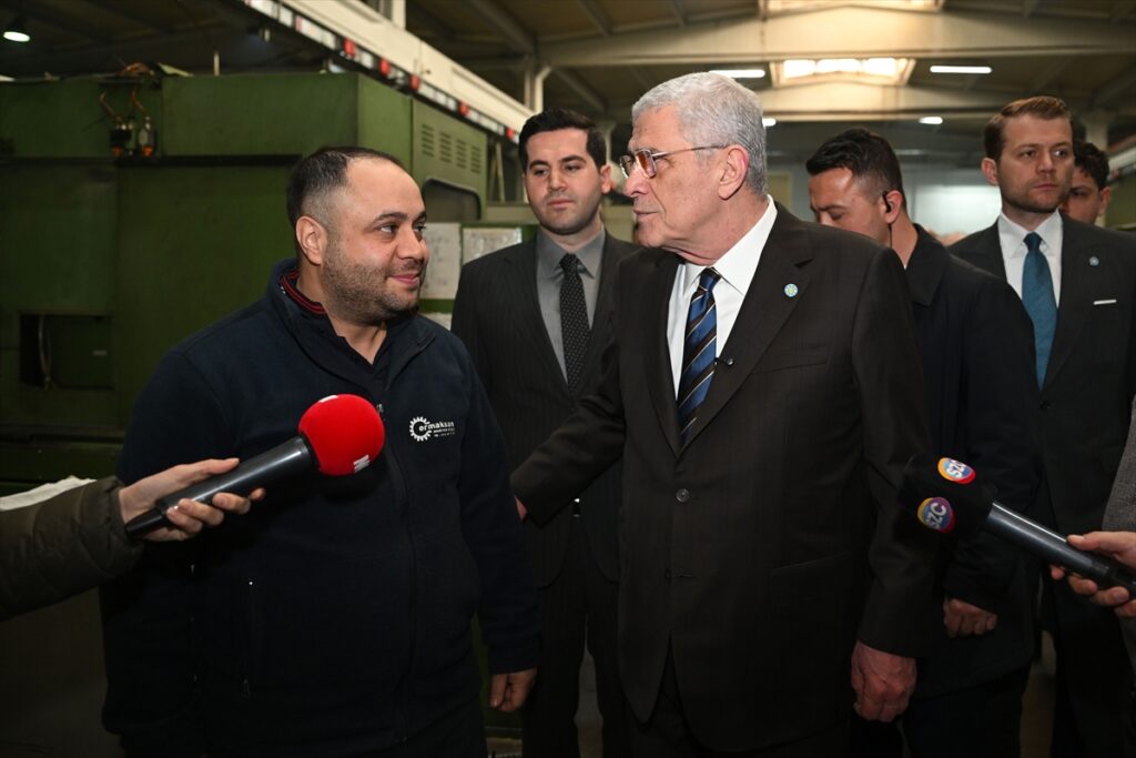 İYİ Parti Genel Başkanı Dervişoğlu, Sincan OSB’de bir fabrikayı ziyaret etti