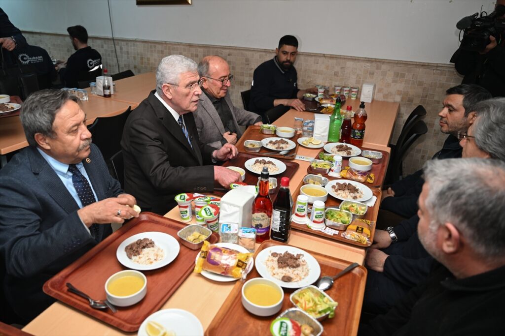 İYİ Parti Genel Başkanı Dervişoğlu, Sincan OSB’de bir fabrikayı ziyaret etti