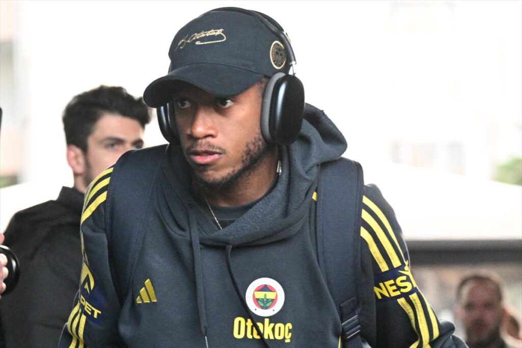 KAYSERİ – Fenerbahçe kafilesi, Kayseri’ye geldi