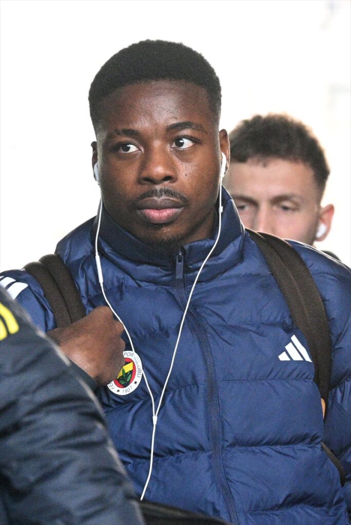 KAYSERİ – Fenerbahçe kafilesi, Kayseri’ye geldi