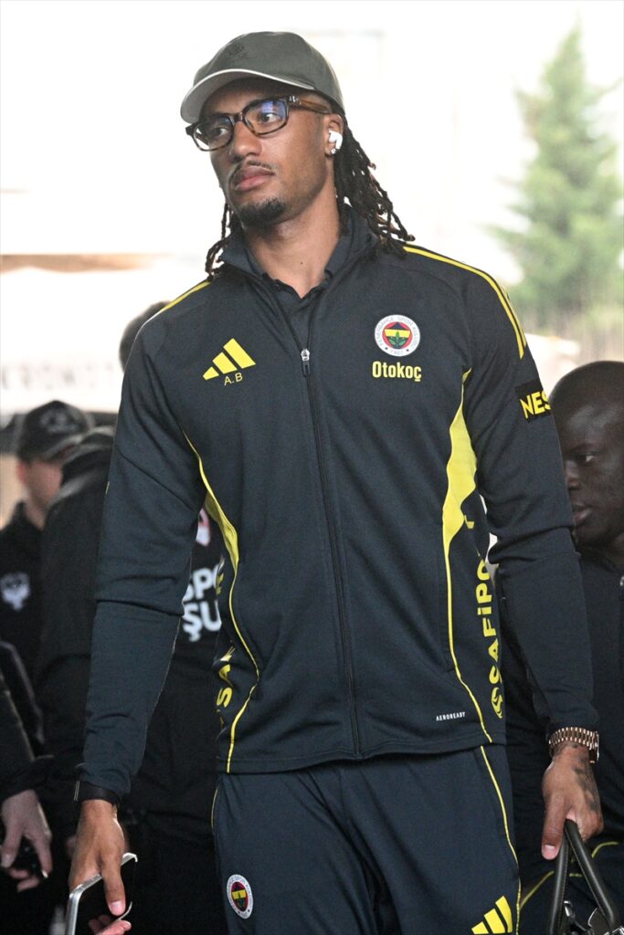 KAYSERİ – Fenerbahçe kafilesi, Kayseri’ye geldi