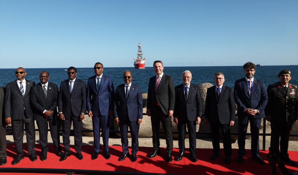 MOGADİŞU – Çağrı Bey gemisiyle Somali’de petrol ve doğal gaz aramada yeni dönem başladı