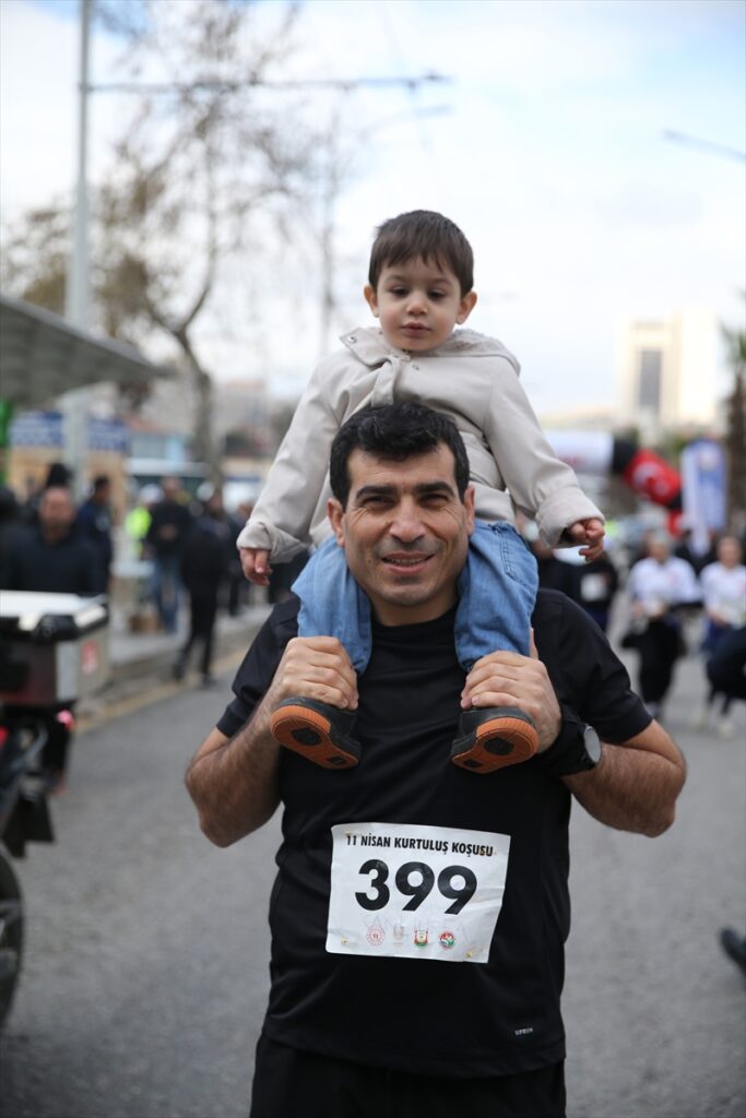 ŞANLIURFA – Şanlıurfa’da 11 Nisan Kurtuluş Koşusu düzenlendi