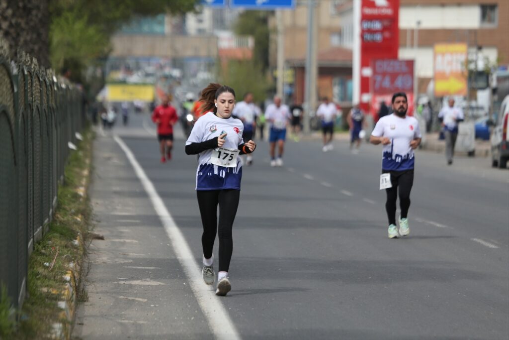 ŞANLIURFA – Şanlıurfa’da 11 Nisan Kurtuluş Koşusu düzenlendi