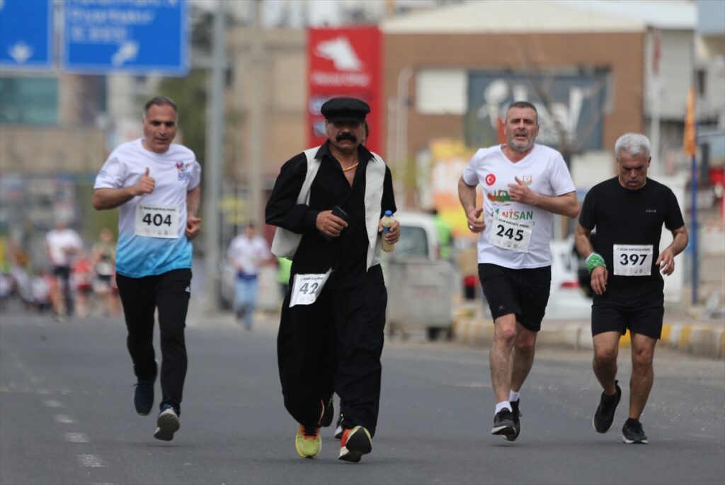 ŞANLIURFA – Şanlıurfa’da 11 Nisan Kurtuluş Koşusu düzenlendi