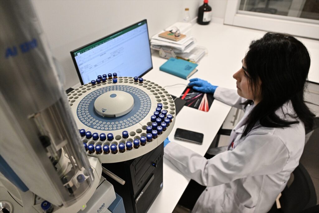 Uzmanlardan eski elektronik cihazların atılmaması ve evde tutulmaması uyarısı