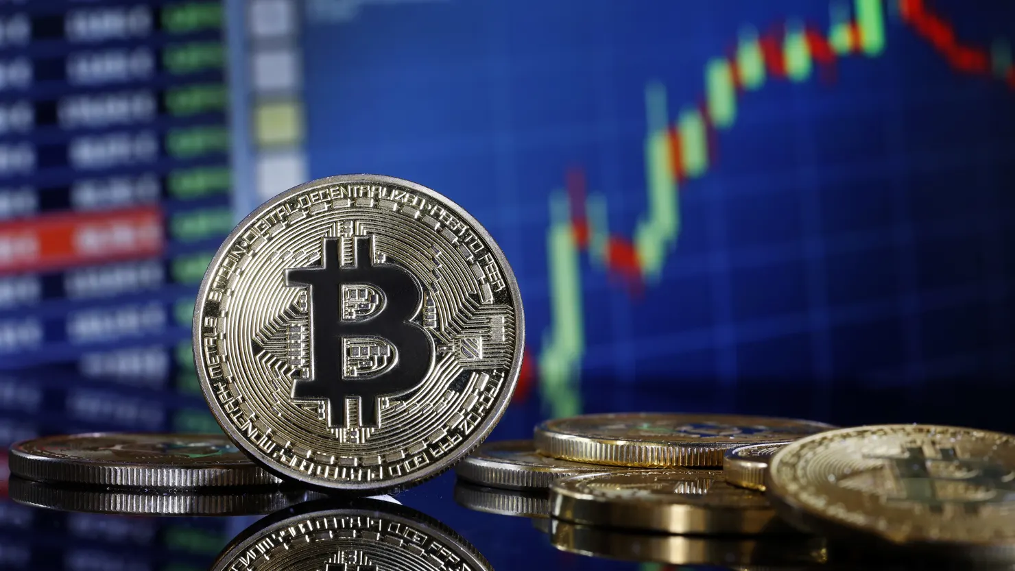 Bitcoin Nisan Ayında Yükseldi, Ancak Talep Zayıflığı Endişe Yaratıyor