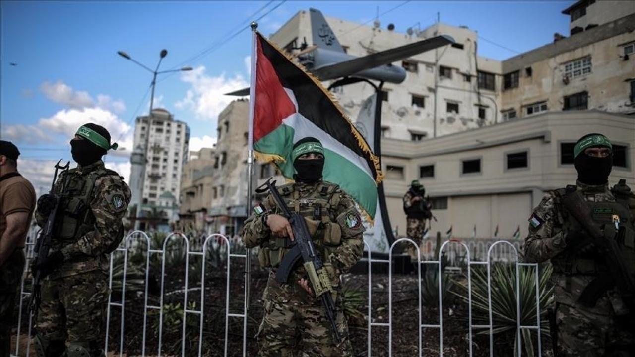 Hamas müzakere heyeti üyesi Hamad, İsrail taahhütlerini yerine getirmedikçe hiçbir adım atmayacaklarını söyledi