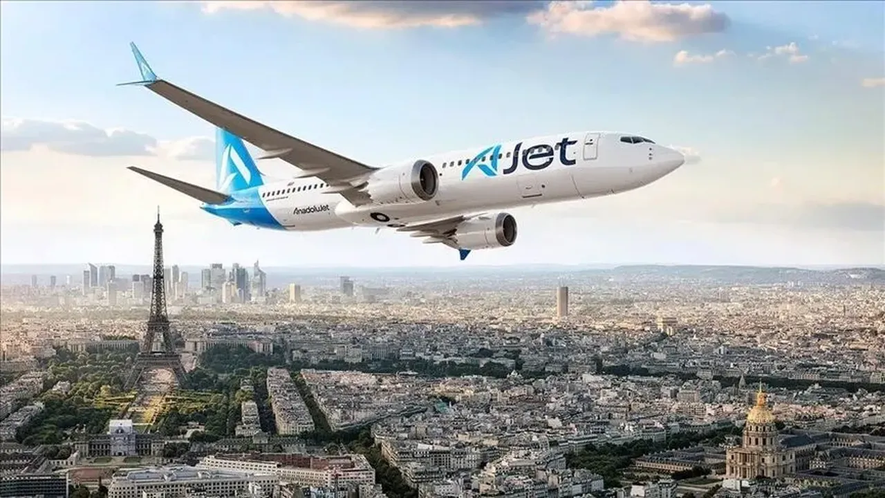 AJet’in Ankara-St. Petersburg hattındaki ilk uçuşu yapıldı